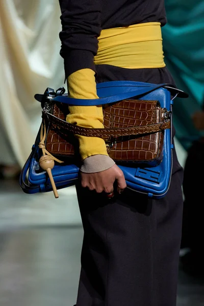 Look 7